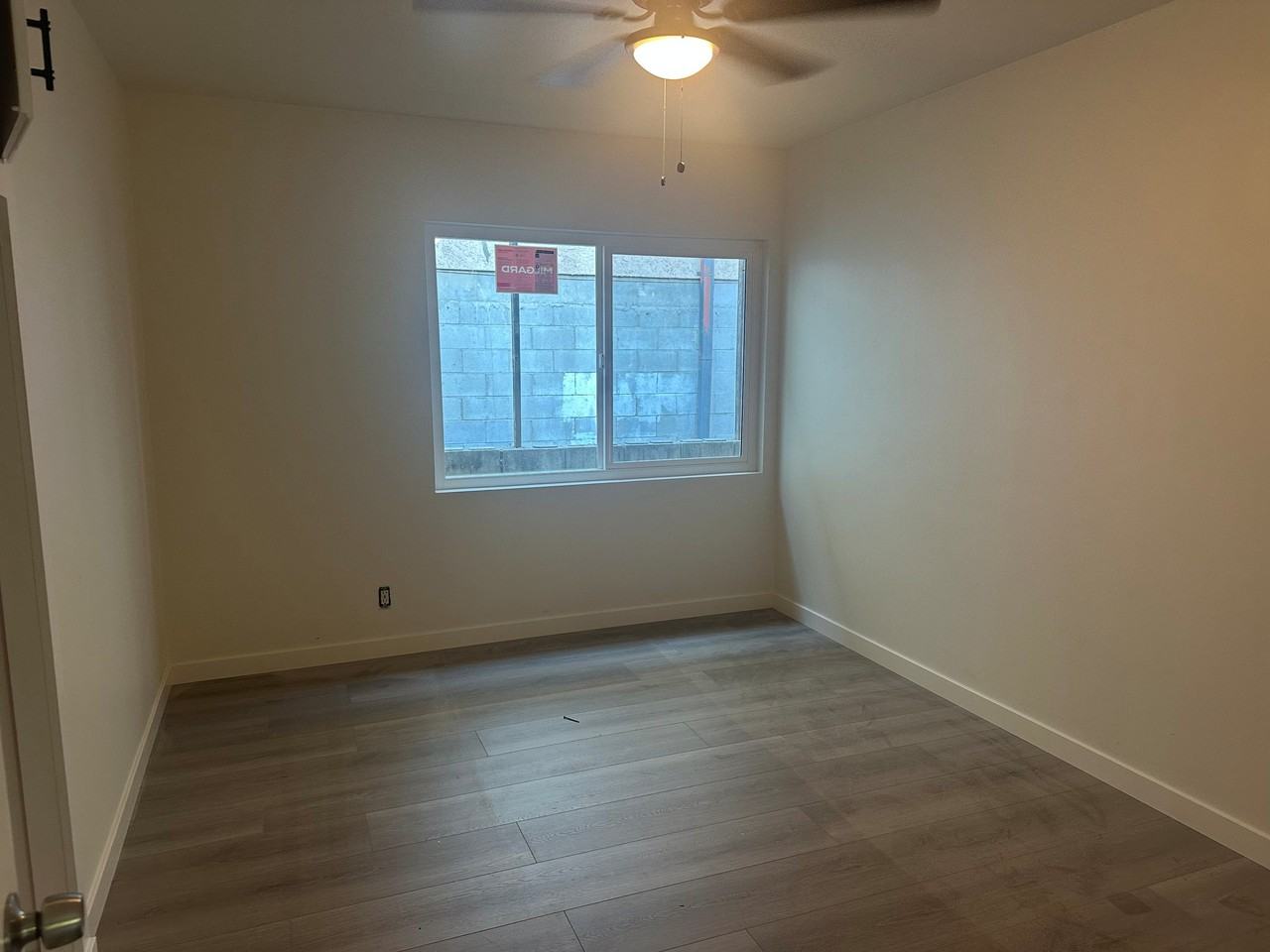 209 W Palmer Ave #B - Photo 4 of 14