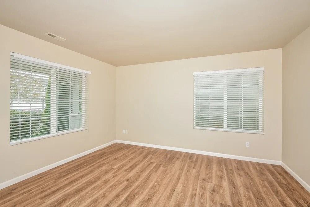 5018 200th Street Ct E - Photo 2 of 8