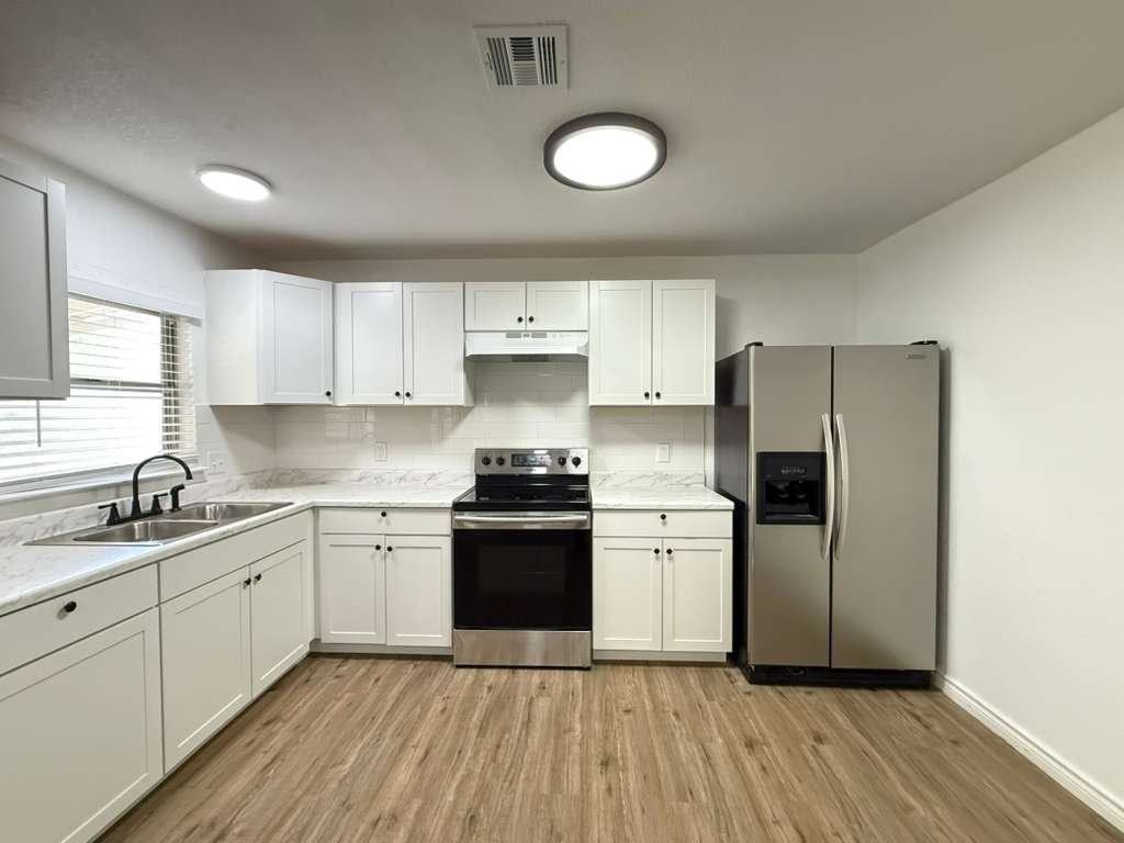 5214 Charolais Dr - Photo 6 of 20