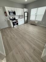 featured image of 456 Ellison St #202