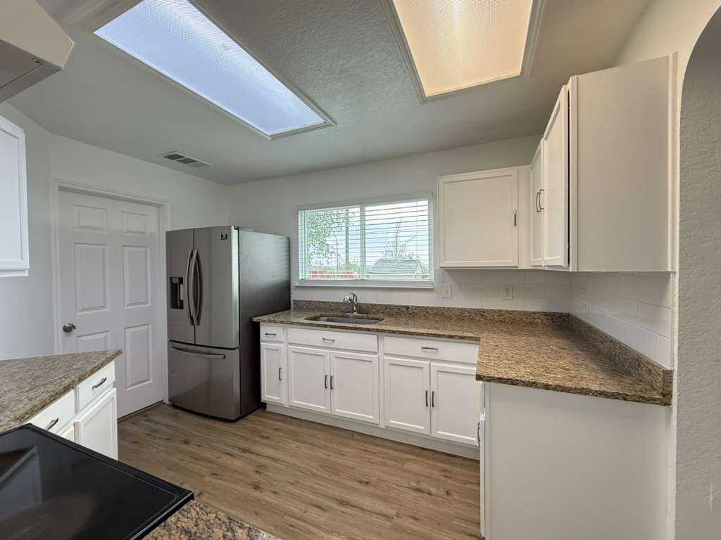 6414 Kensinger Pass - Photo 4 of 20