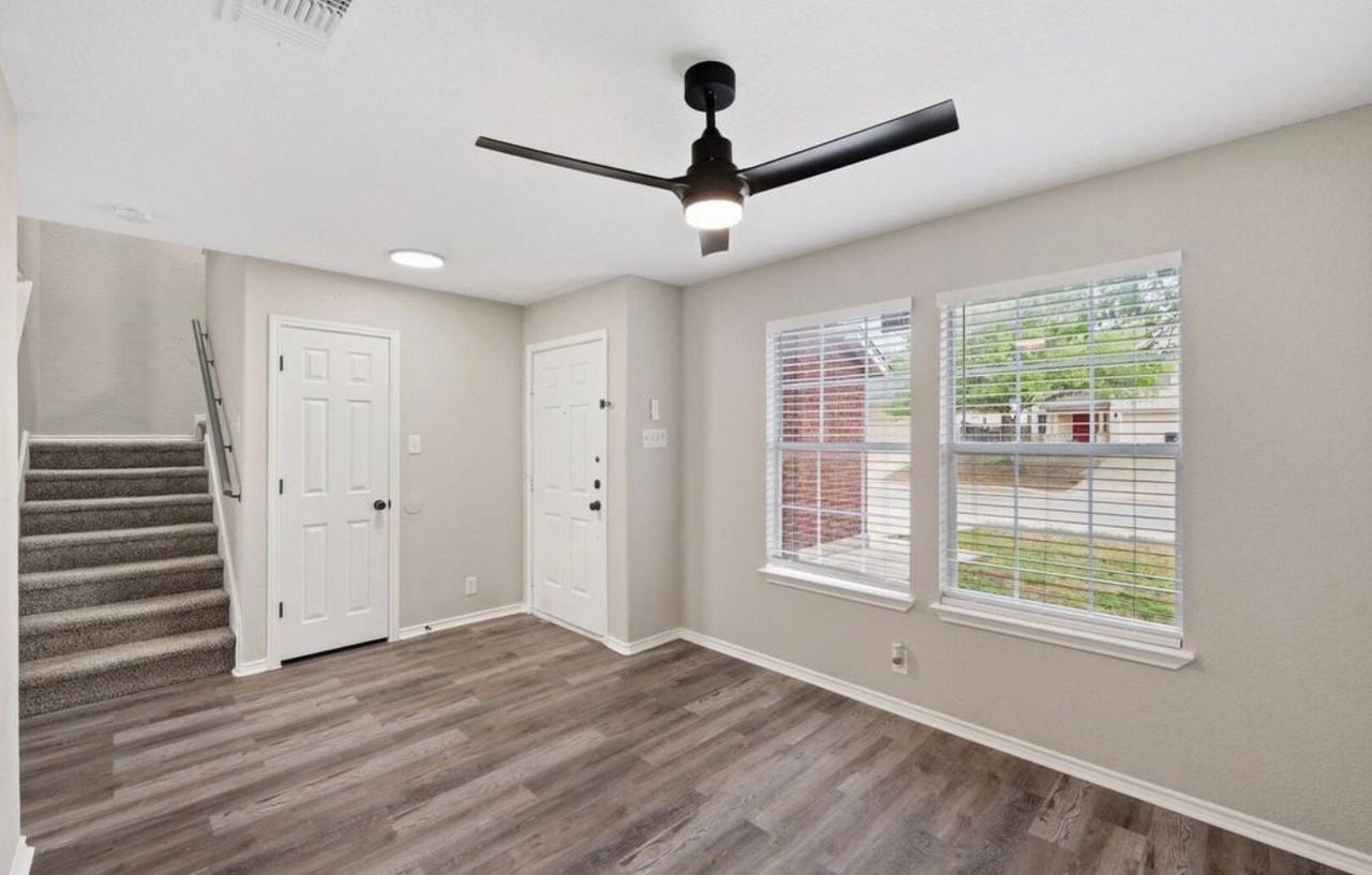 10807 Indigo Crk - Photo 4 of 18