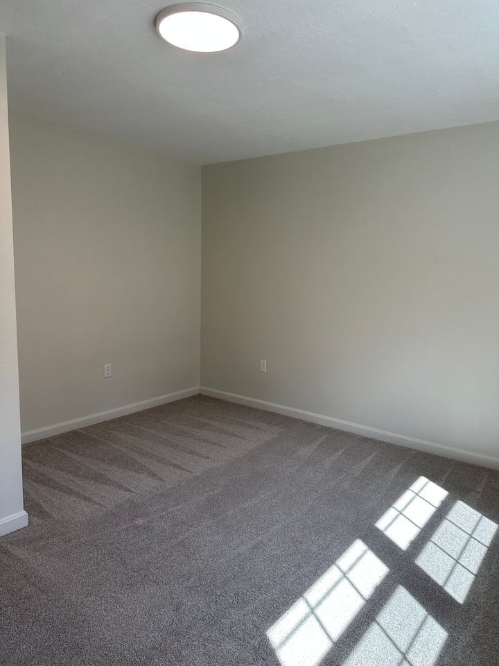 153 Providence Rd #N - Photo 4 of 6