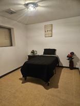 7320 W Reade Ave - Photo 1 of 1