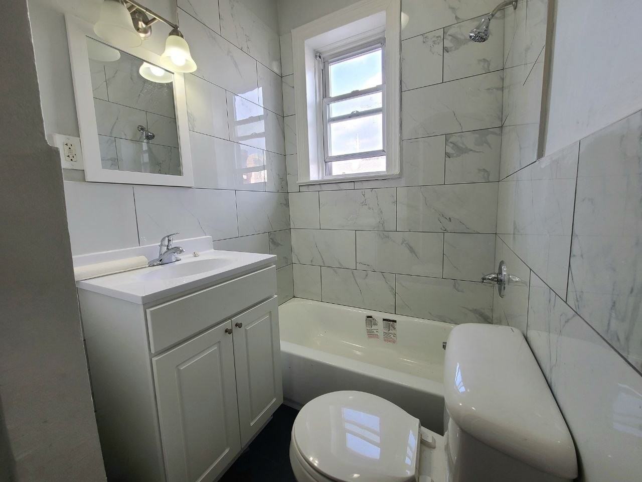 684 Summer Ave #101 - Photo 4 of 5