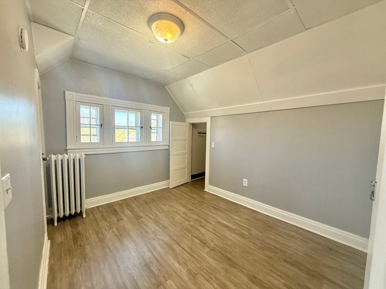 7 Balsam Ave #3F - Photo 6 of 8