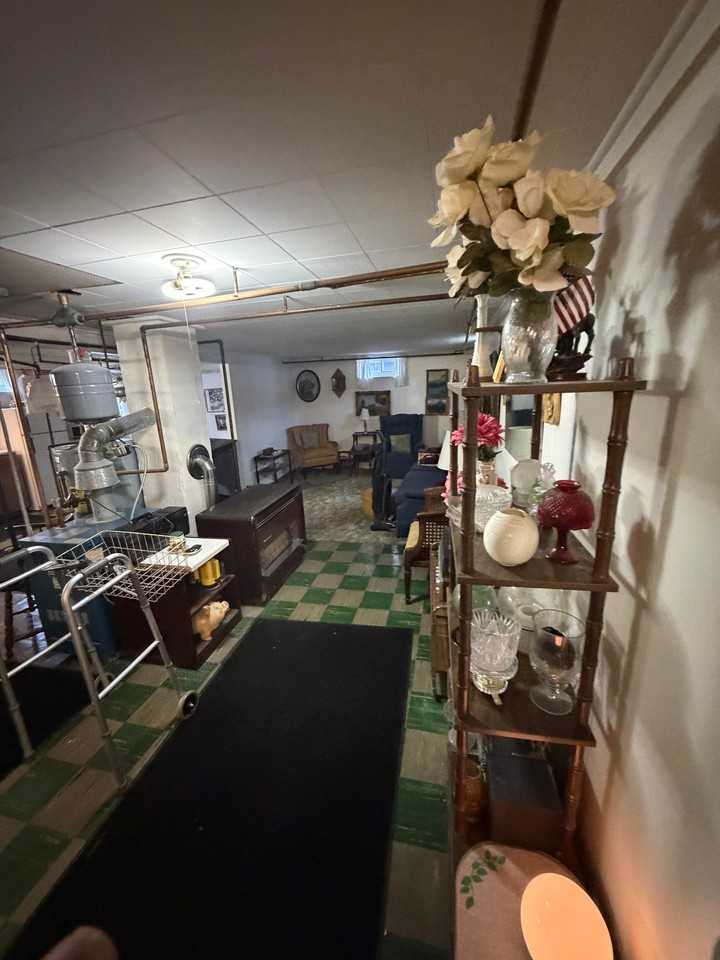 45 Deerfield St - Photo 4 of 10