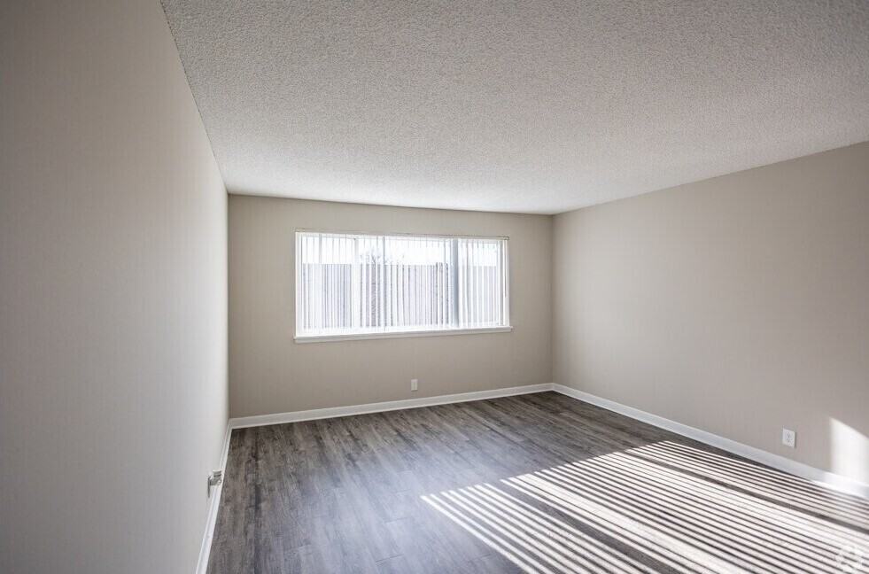 1005 Hickory Hill Ln #C110 - Photo 3 of 20