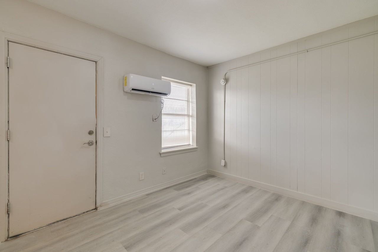 4701 Nw 16th St #4715 - Photo 3 of 14