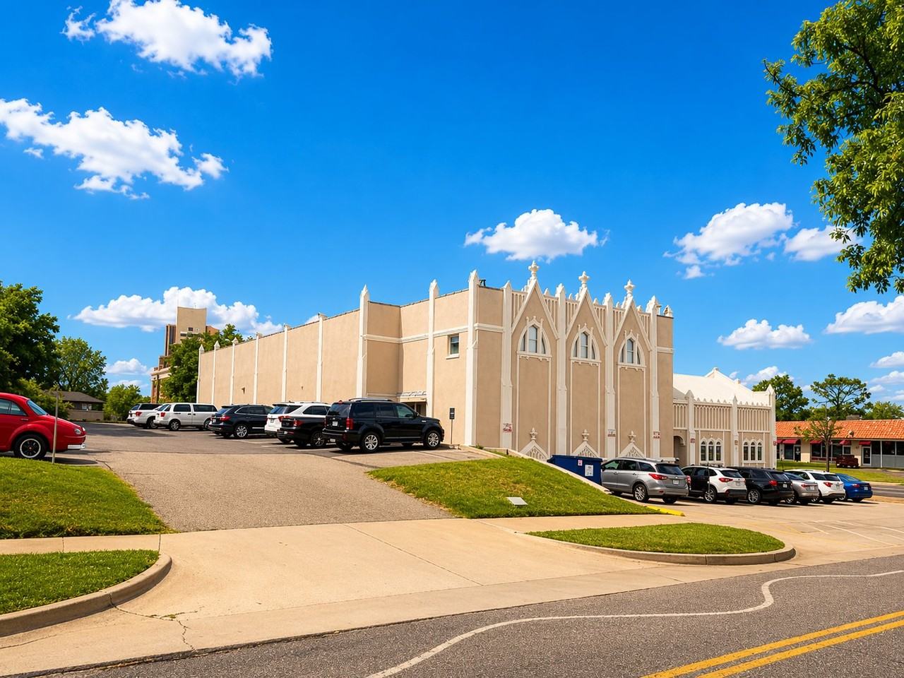 1901 N Classen Blvd #100 - Photo 4 of 11