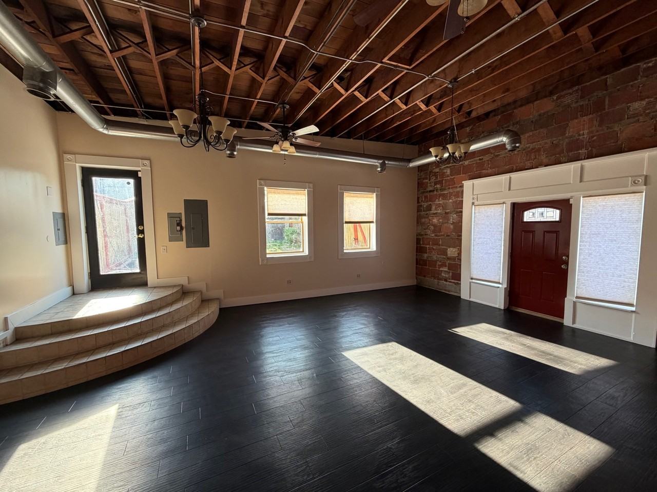 701 Pierce St #MAIN - Photo 6 of 20