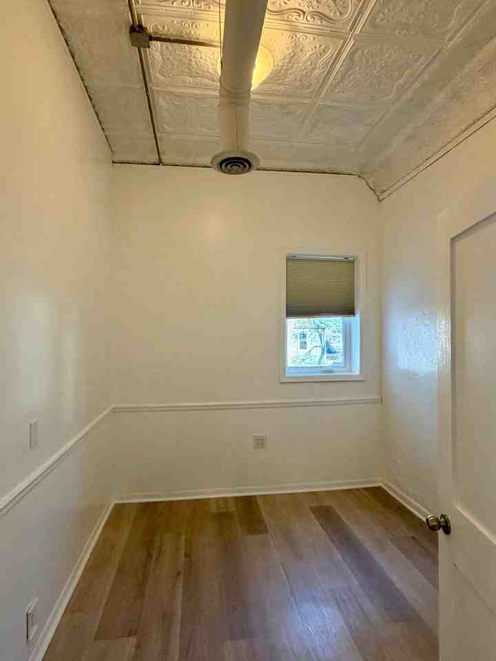 701 Pierce St #MAIN - Photo 7 of 20