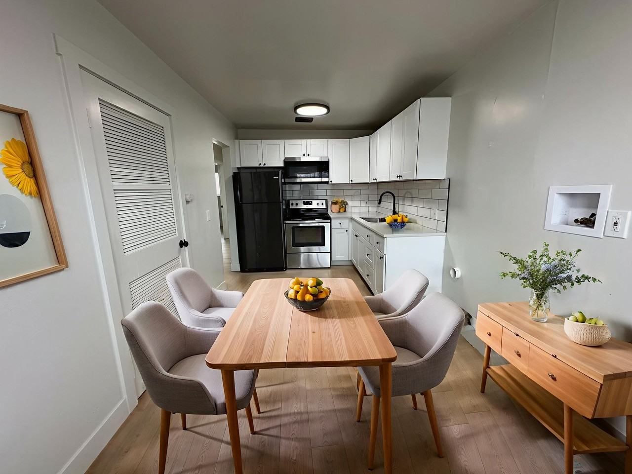 1340 S St #11 - Photo 4 of 20