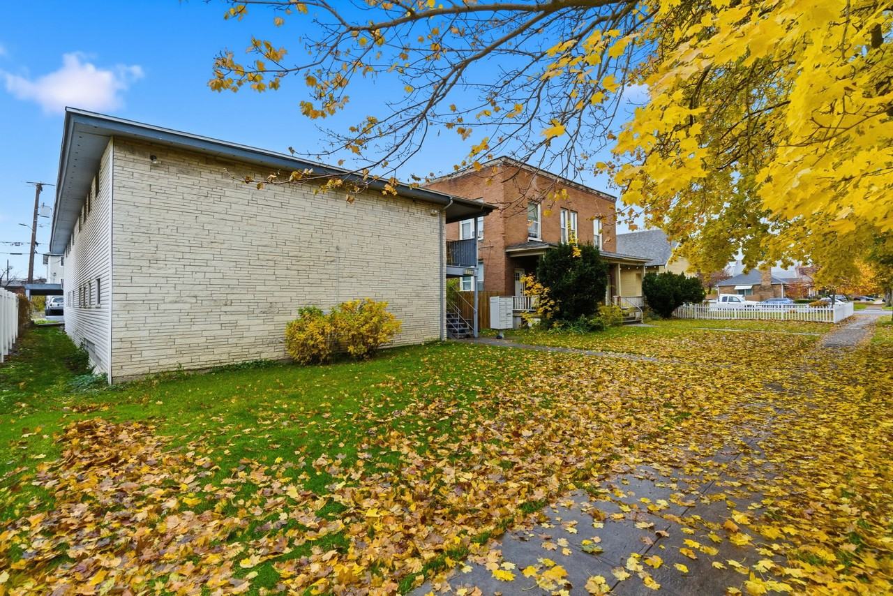 PD - 217 East Sinto Avenue - Photo 6 of 16