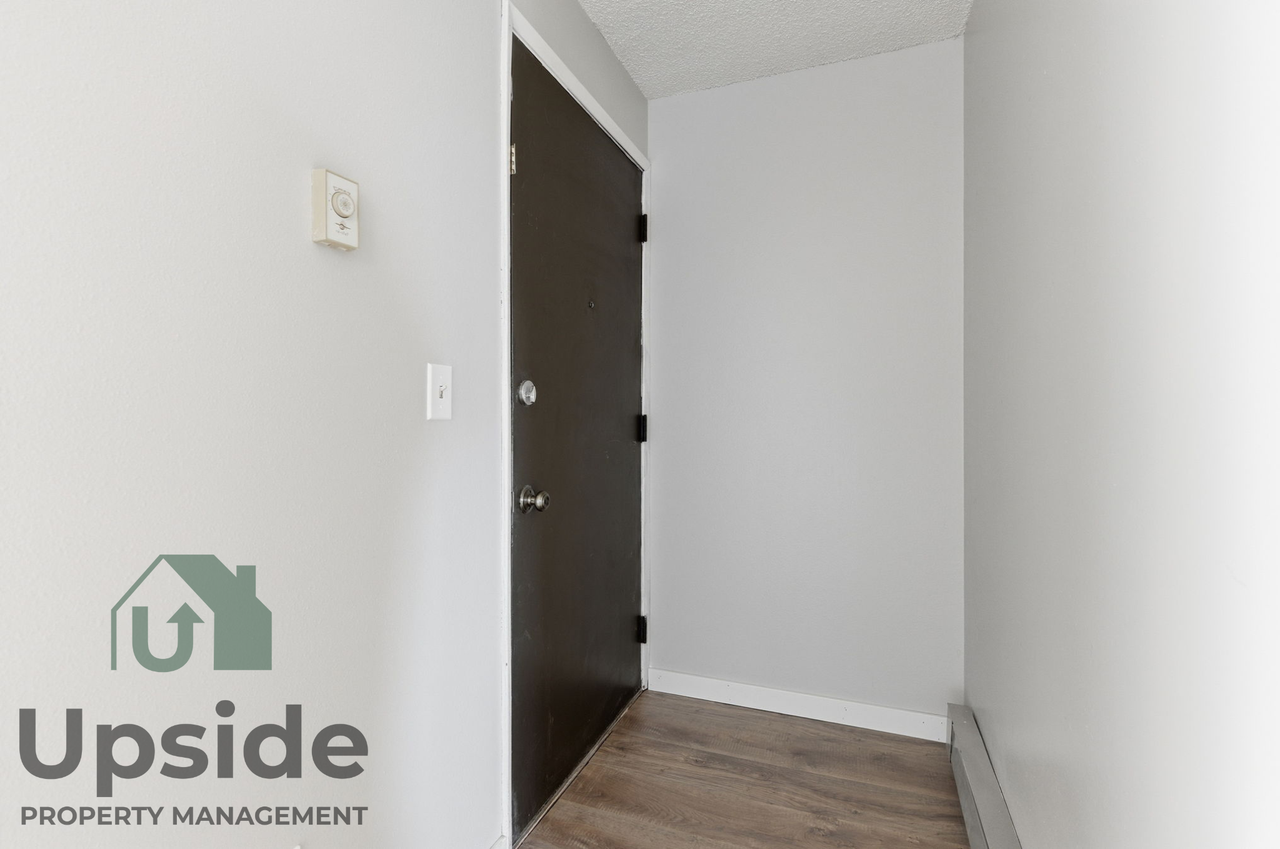 BM - 10211 East Main Avenue - Photo 2 of 17