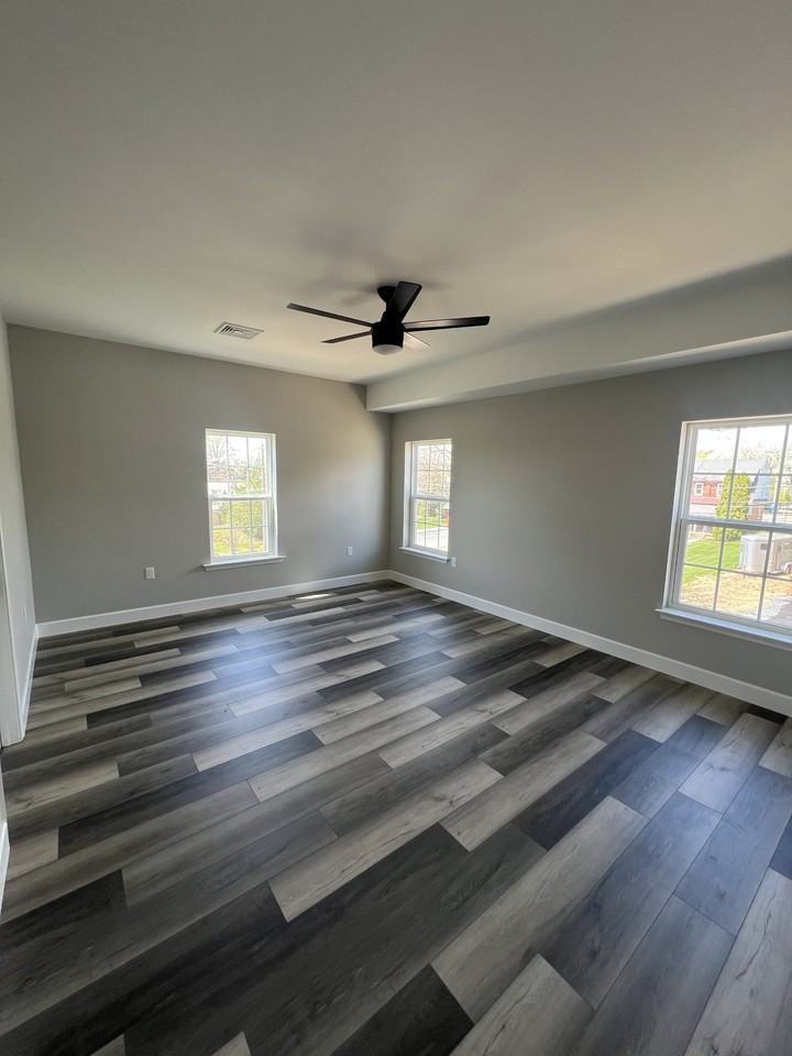 24 South Elm Street - Photo 5 of 19