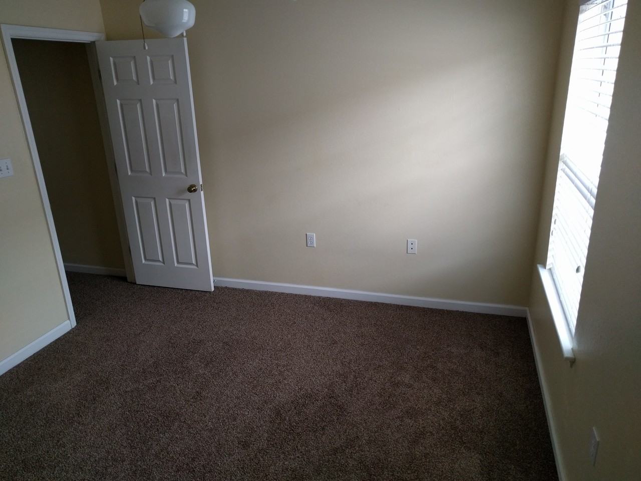 2738 W Tharpe St #NA - Photo 5 of 6