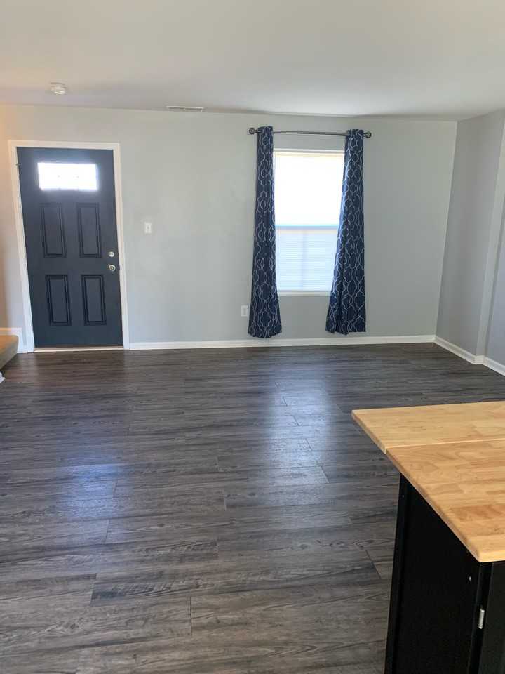 120 Singleton Way #NA - Photo 2 of 15