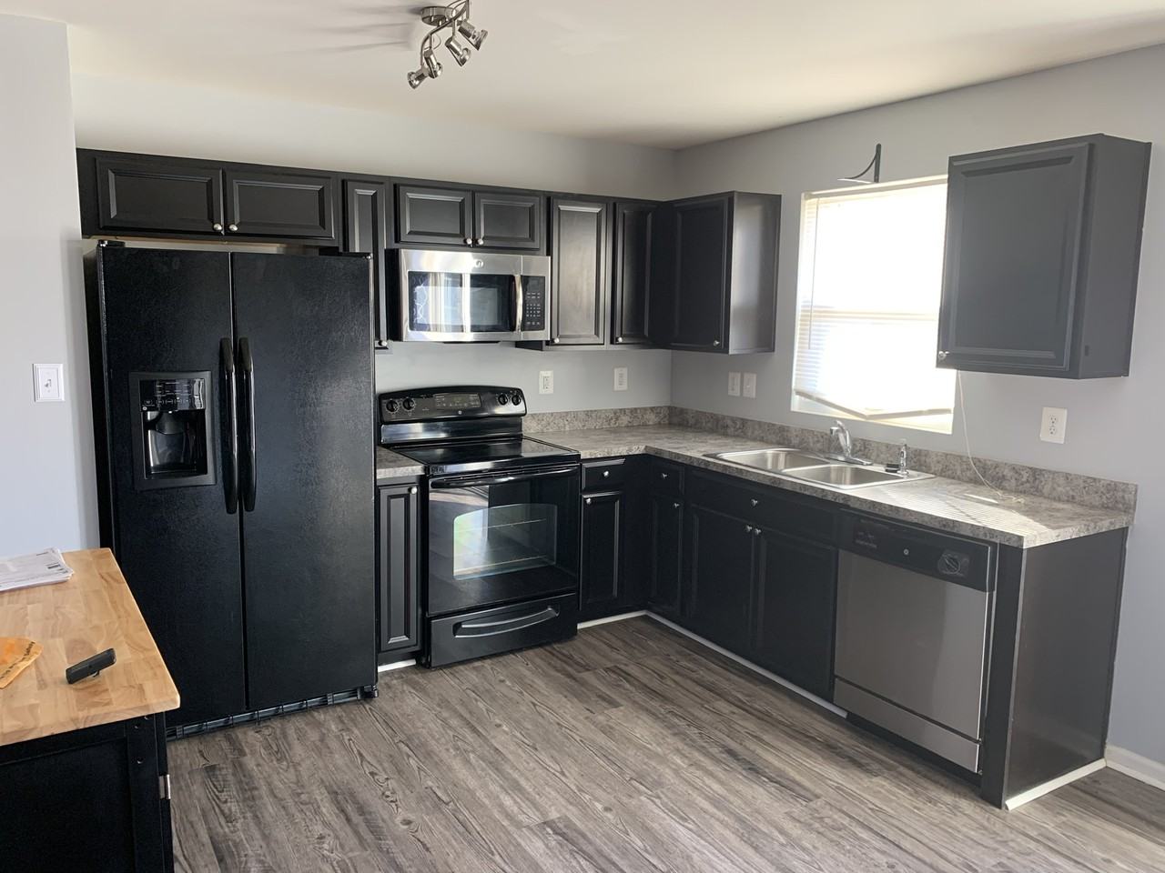 120 Singleton Way #NA - Photo 4 of 15