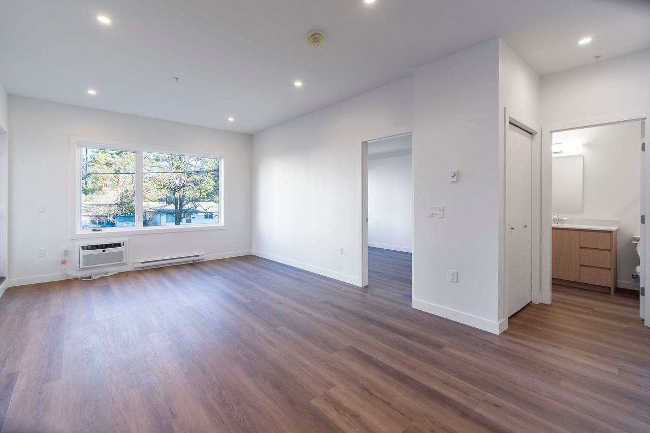 831 Orono Avenue - Photo 5