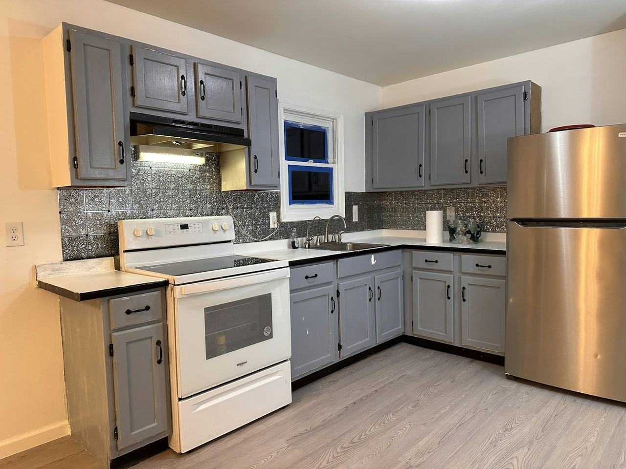 2412 Winding Way - Photo 5 of 16