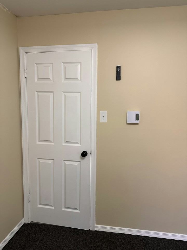 2412 Winding Way - Photo 7 of 16