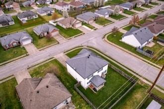 4880 Imperial Drive - Photo 2 of 3