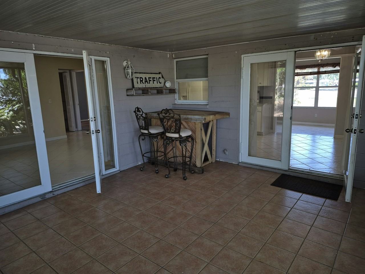 9802 Riverview Drive - Photo 7 of 30