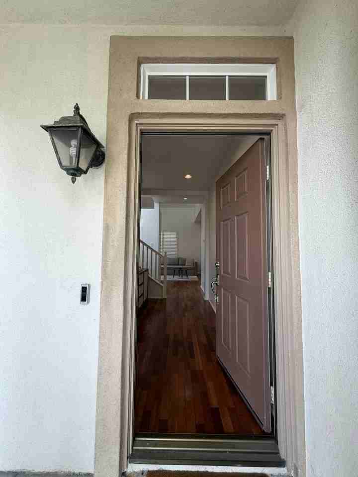 65 Danbury Ln - Photo 2 of 24