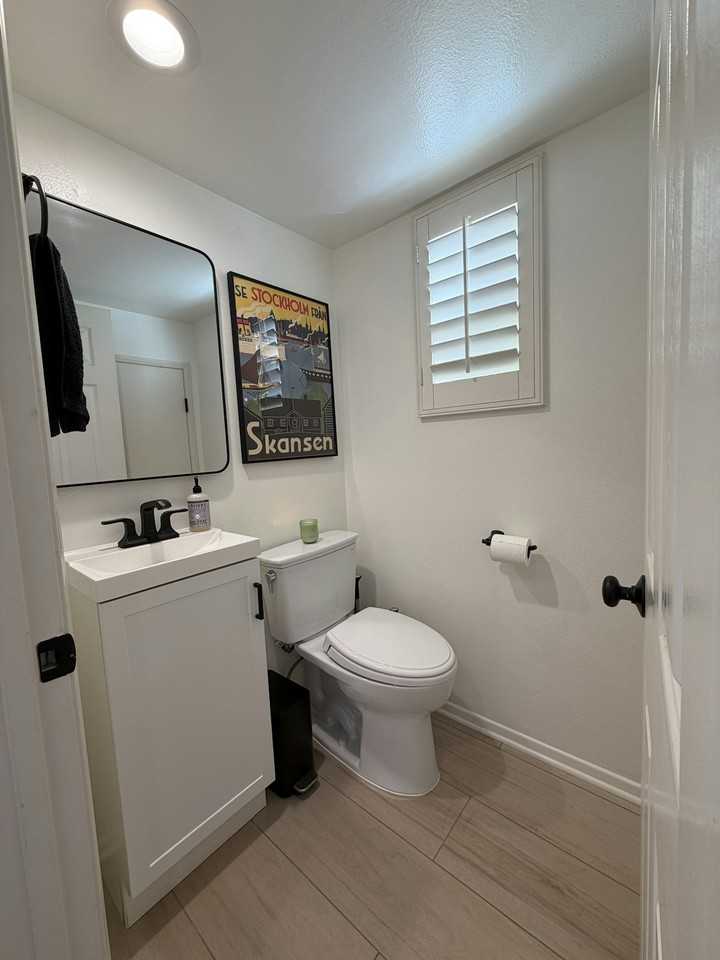 65 Danbury Ln - Photo 4 of 24