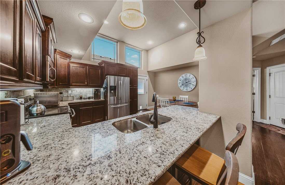 3301 Sw Stonepoint Ave - Photo 3 of 33