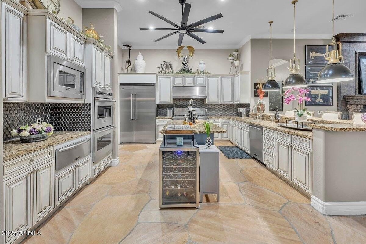 3452 E Jaeger Cir - Photo 6 of 50