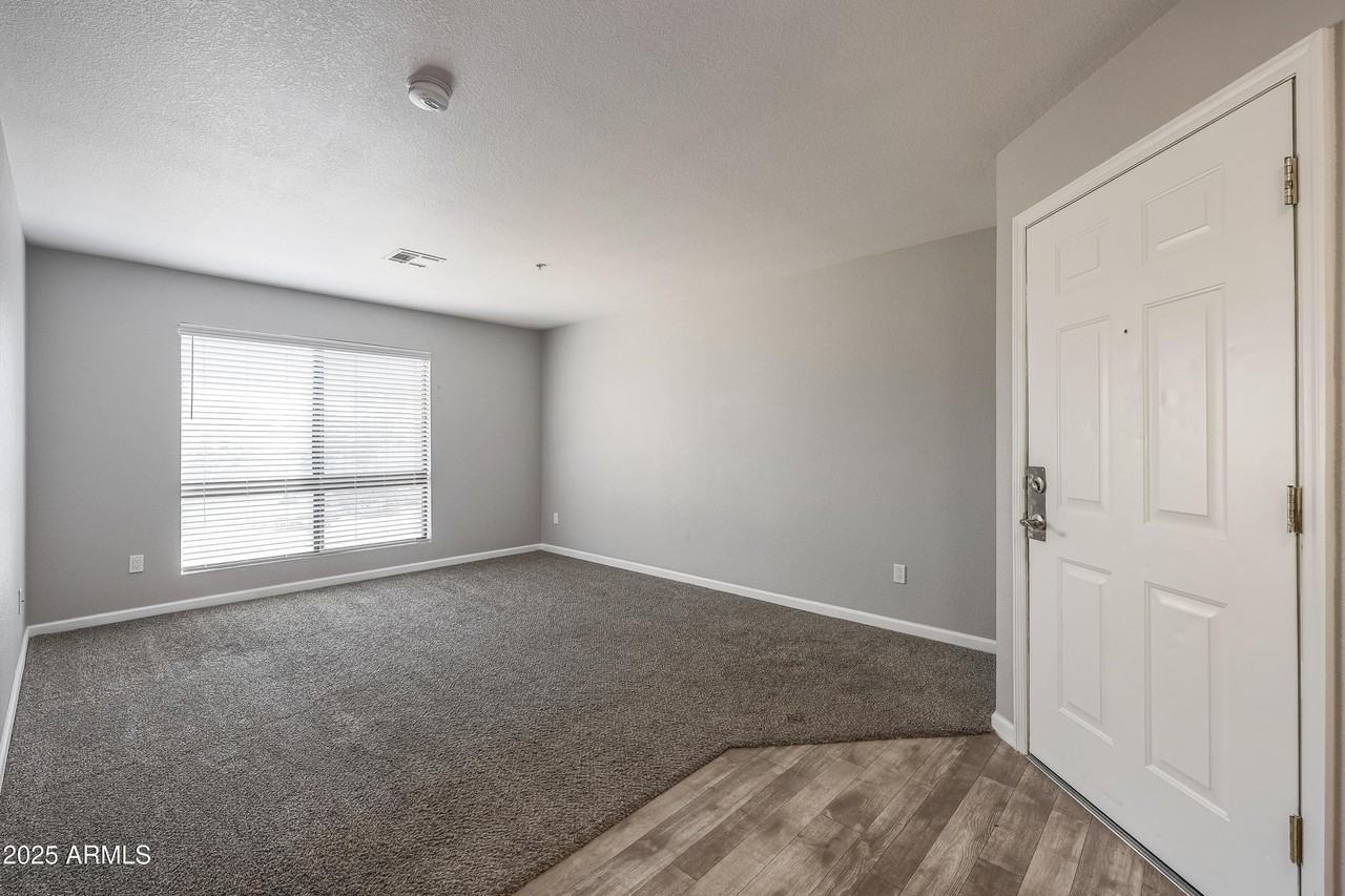 16033 N 25th St #214 - Photo 3 of 20