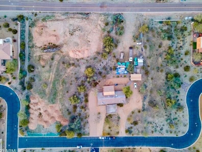 1750 W Pearce Rd - Photo 7 of 44