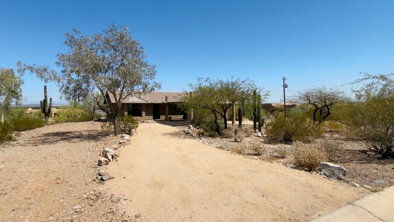 1750 W Pearce Rd - Photo 4 of 39
