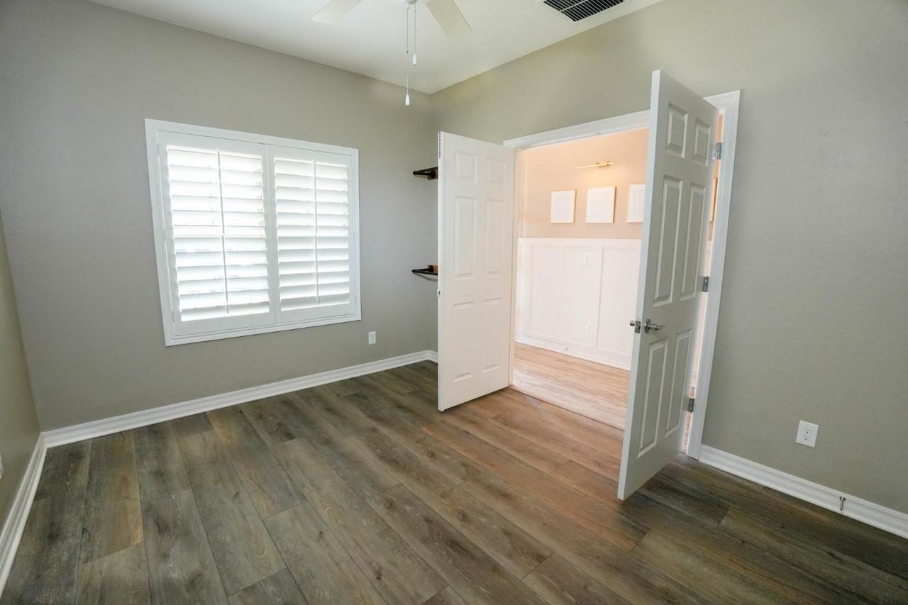 884 W Whistling Thorn Ave - Photo 7 of 30