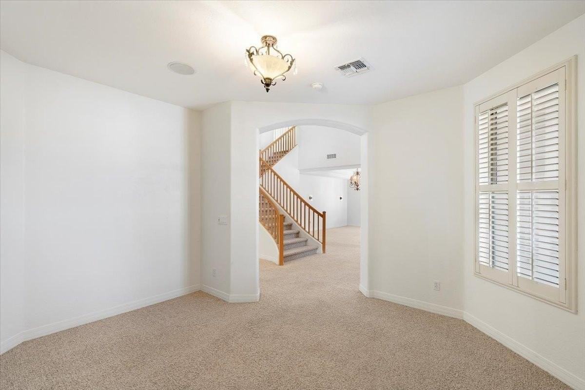 5505 E Calle Del Sol - Photo 4 of 41