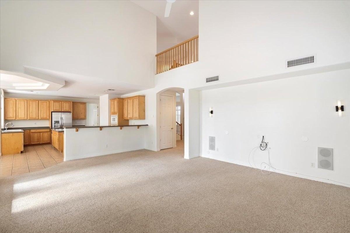 5505 E Calle Del Sol - Photo 6 of 41