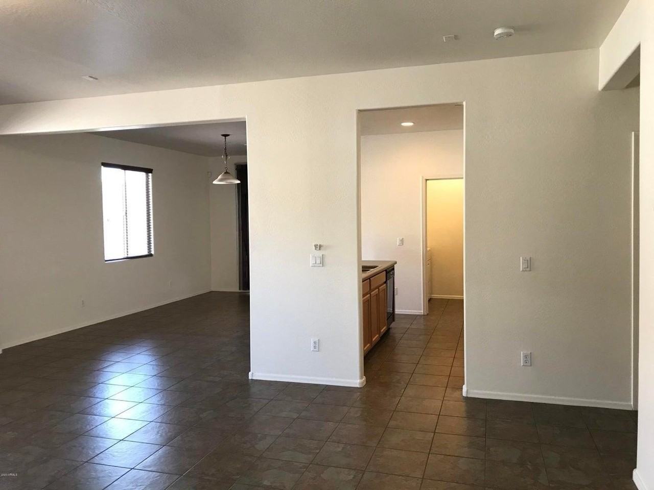 7323 W St Charles Ave - Photo 3 of 16