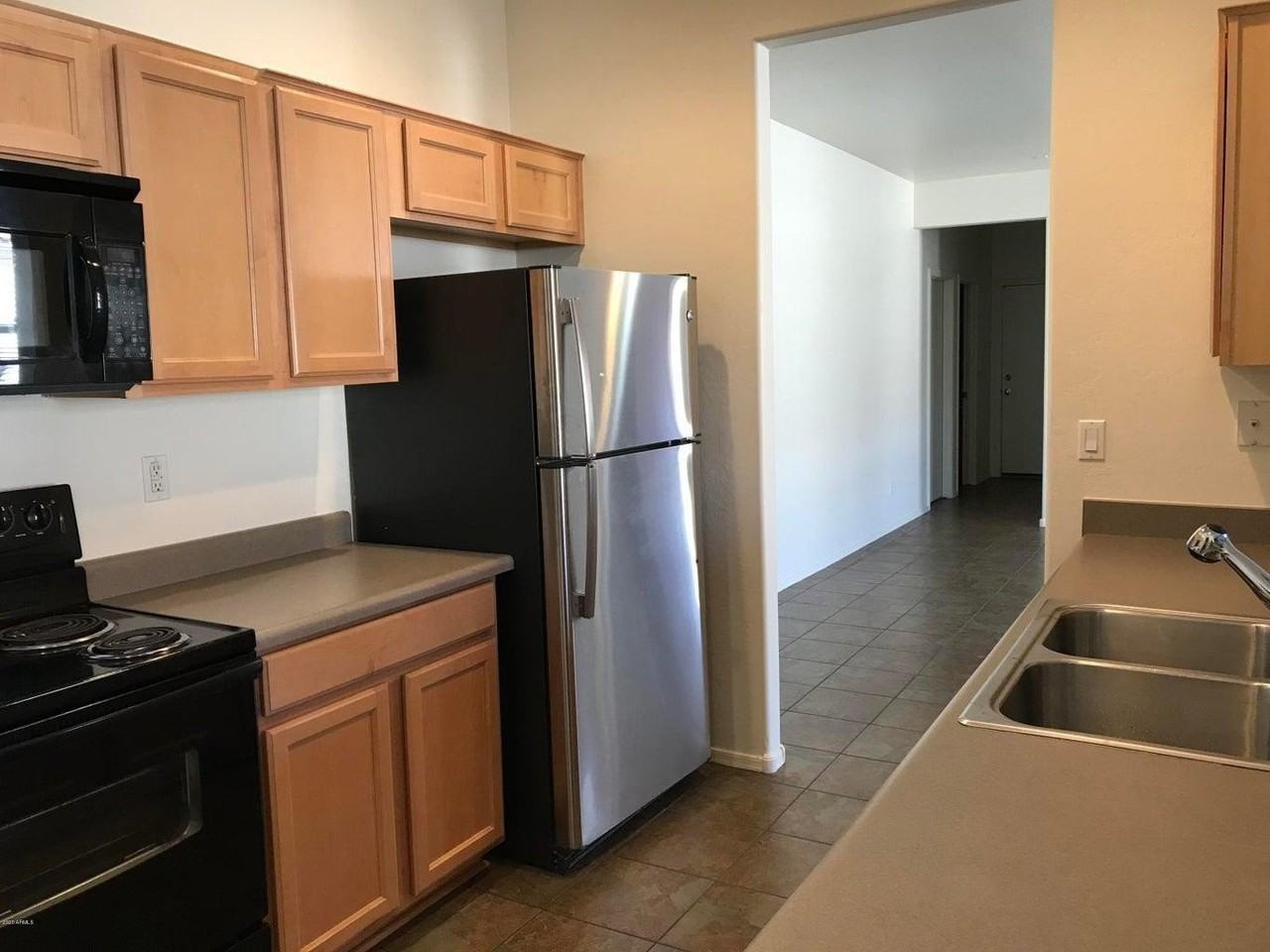 7323 W St Charles Ave - Photo 5 of 16