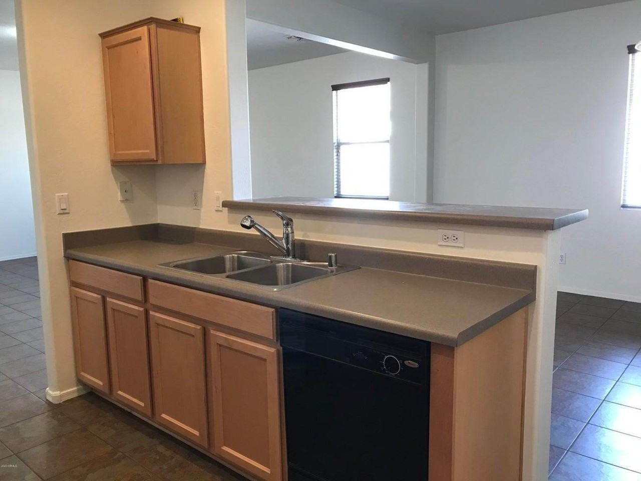 7323 W St Charles Ave - Photo 7 of 16