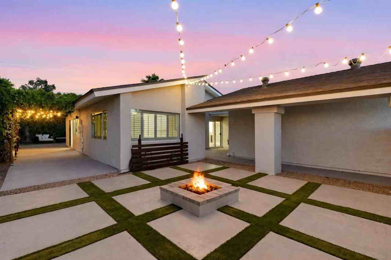 2521 N 87th Way - Photo 2 of 37