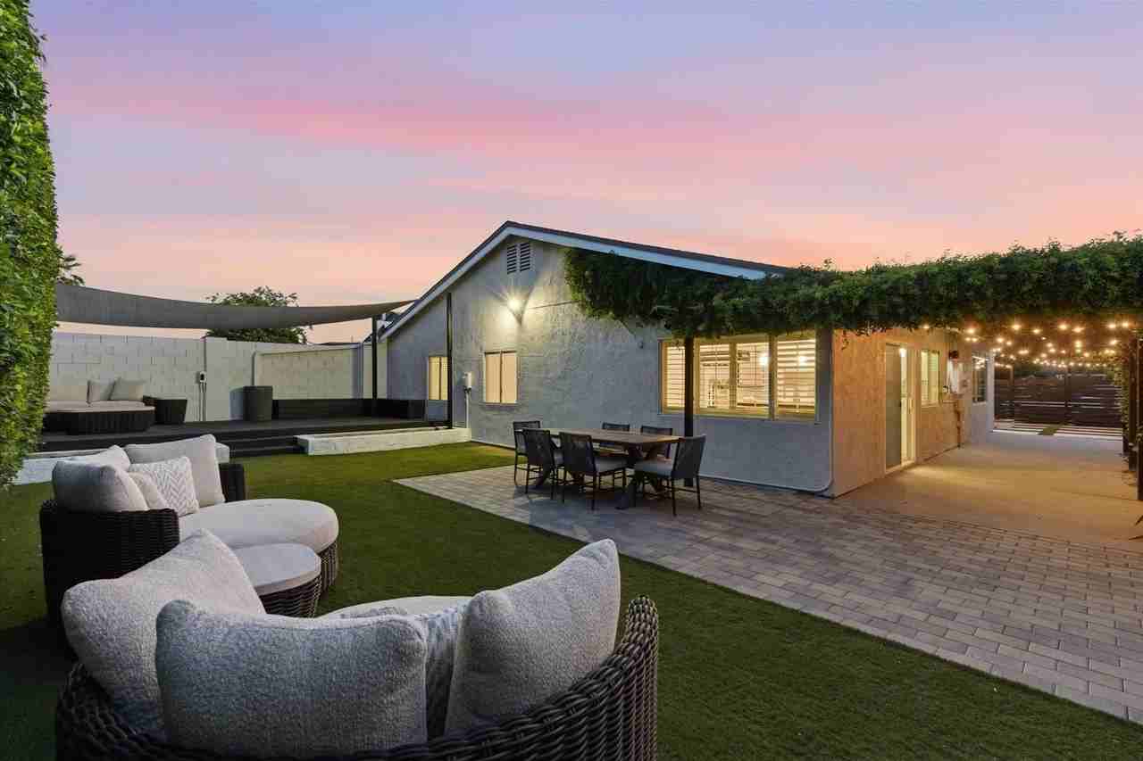 2521 N 87th Way - Photo 3 of 37