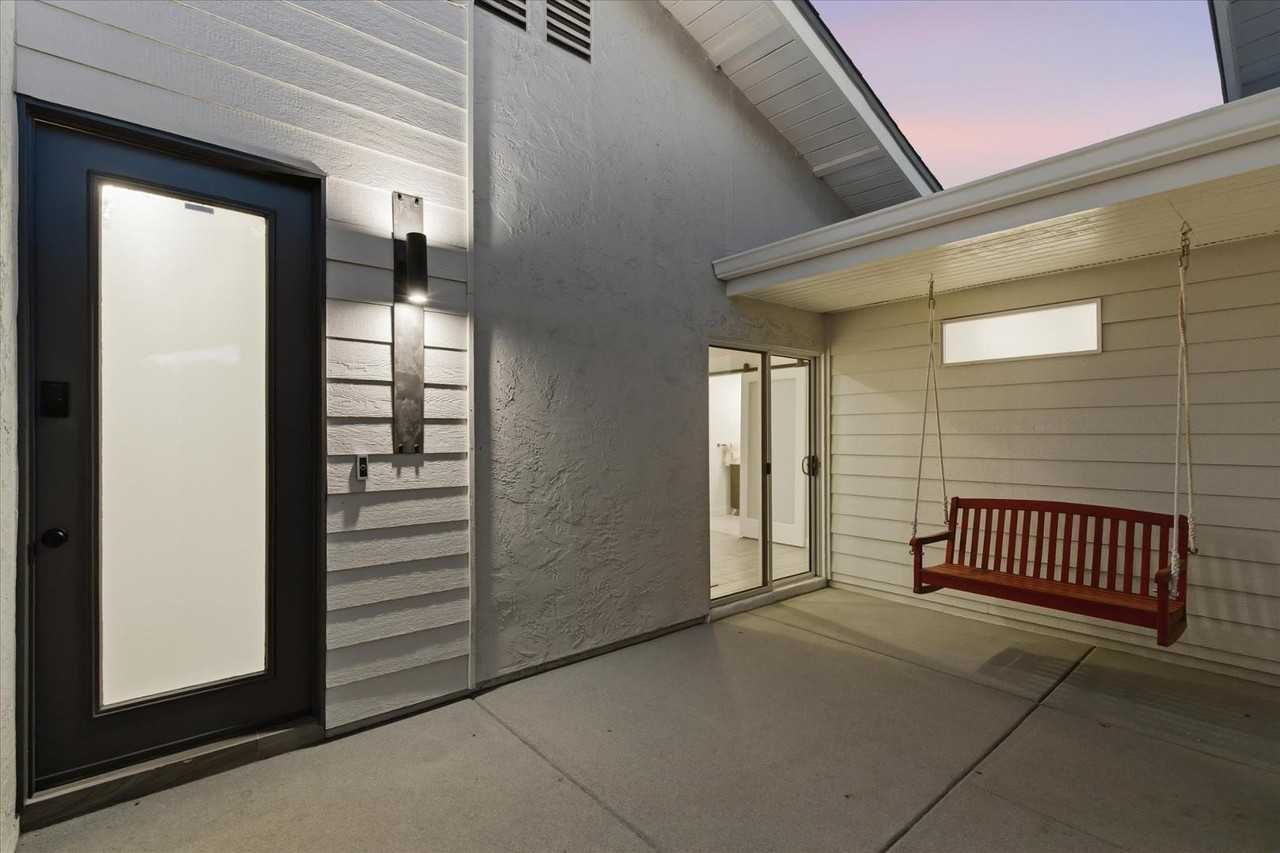 2521 N 87th Way - Photo 6 of 37