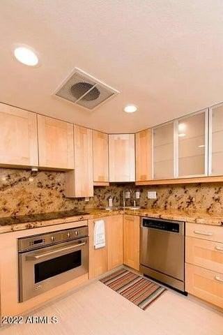 334 W Medlock Dr #B104 - Photo 4 of 18