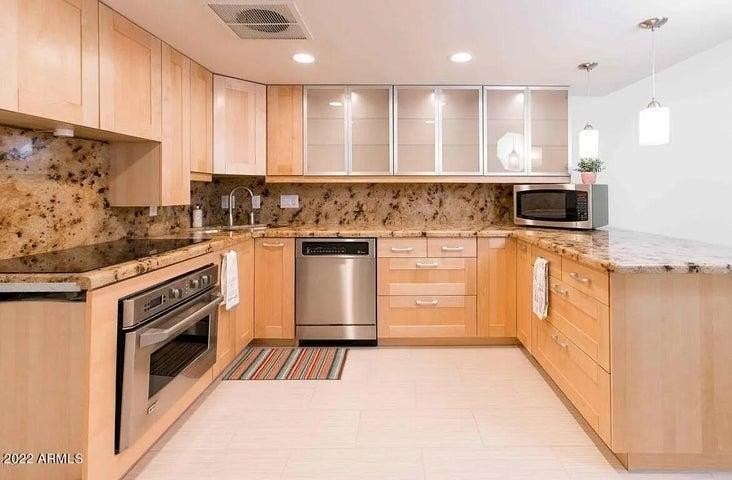 334 W Medlock Dr #B104 - Photo 5 of 18