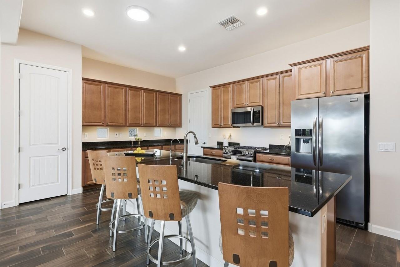 4897 N 207th Ln - Photo 2 of 38