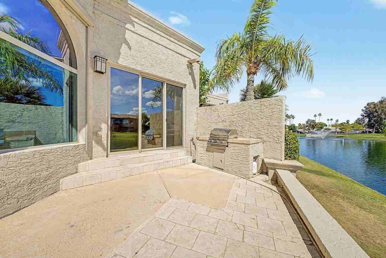 8407 E Del Camino Dr - Photo 5 of 34