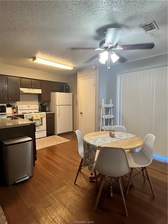 711 Wellesley Ct #C - Photo 4 of 11
