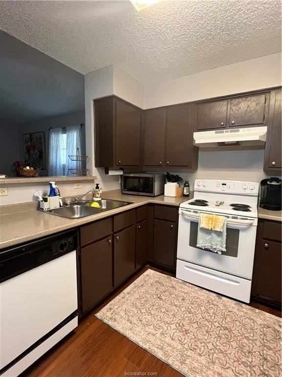 711 Wellesley Ct #C - Photo 5 of 11